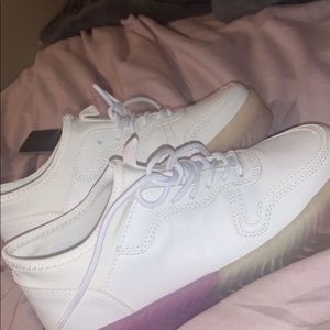 Fashion Nova shows in size 6